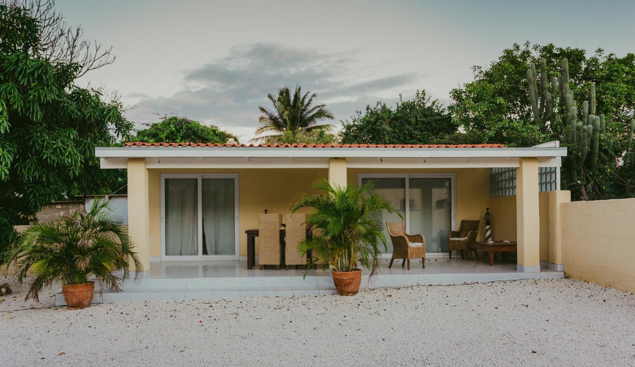 Готель Hidden Garden Aruba Babijn Номер фото